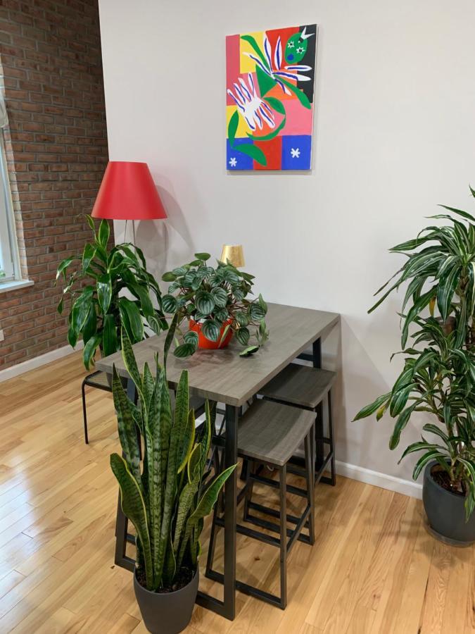 Ferienwohnung Urban Jungle Oasis in Queens! New York Exterior foto